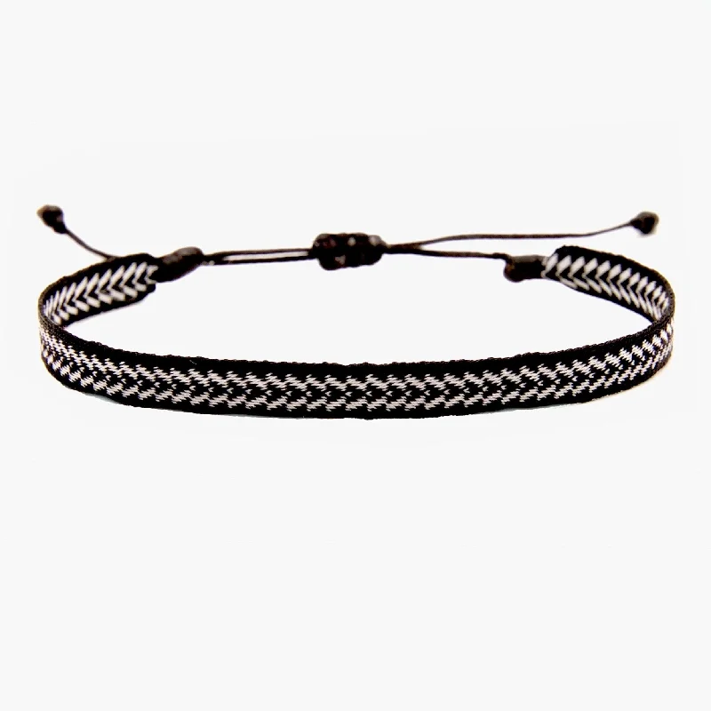 Bent twig bracelet-Handmade Purnama Bracelet 97 (White/Black)