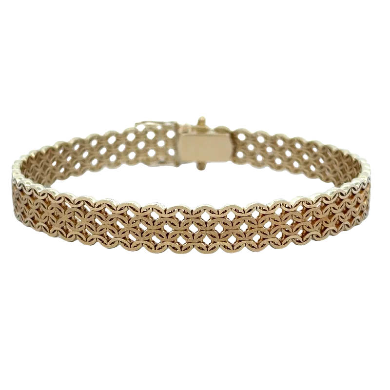 Smooth edge bracelet-Vintage Woven Bracelet in Yellow Gold