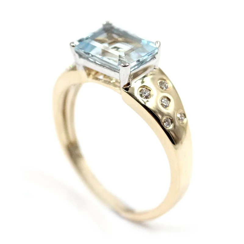 Tilted stone ring-14Kt Yellow Gold Aquamarine and Diamond Ring