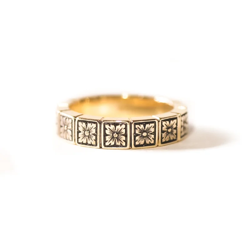 Sweeping edge ring-5mm Art Deco Engraved Notched Band Ring