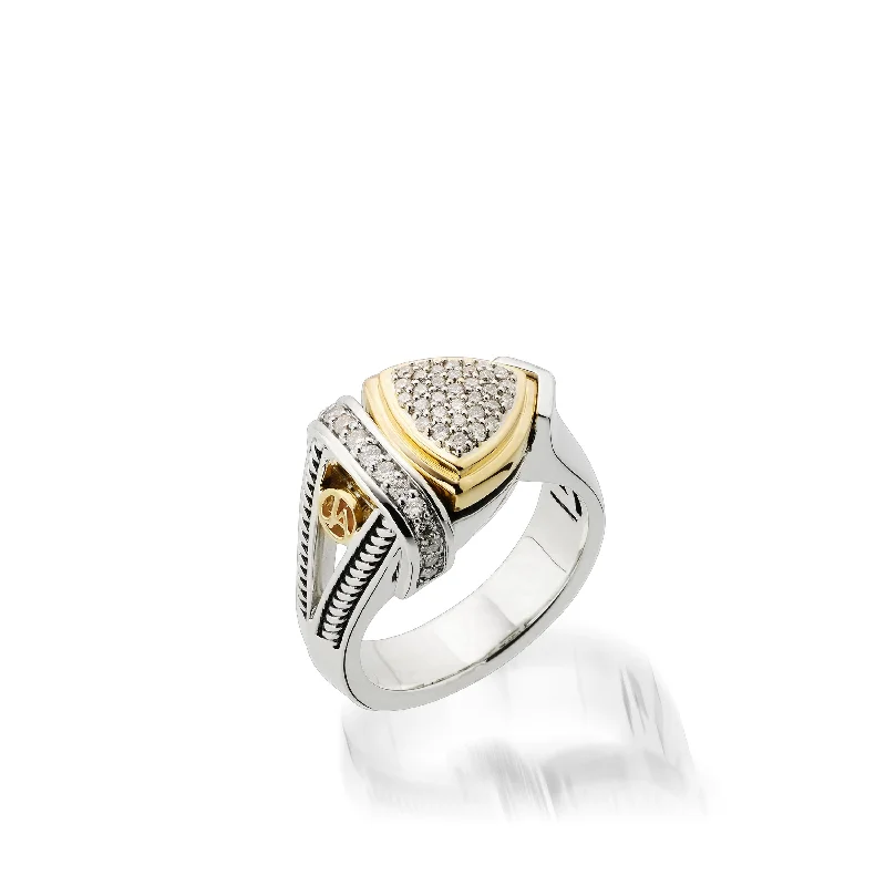 Glossy gem ring-Arrivo Small Pave Diamond Ring