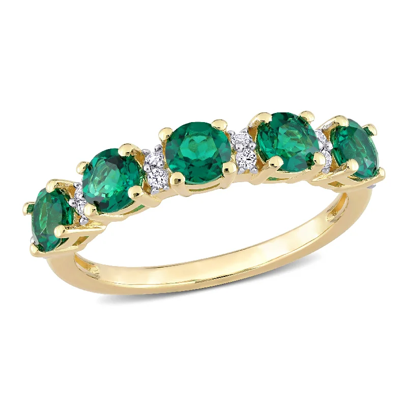 Steel band ring-Mimi & Max Women's 1 2/5ct TGW Created Emerald and Created White Sapphire Semi Eternity Ring in Yellow Gold Plated Sterling Silver