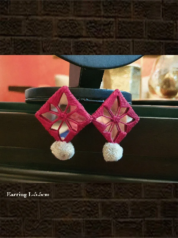 Steel hoop earrings-Kite shaped thread and mirror work earring