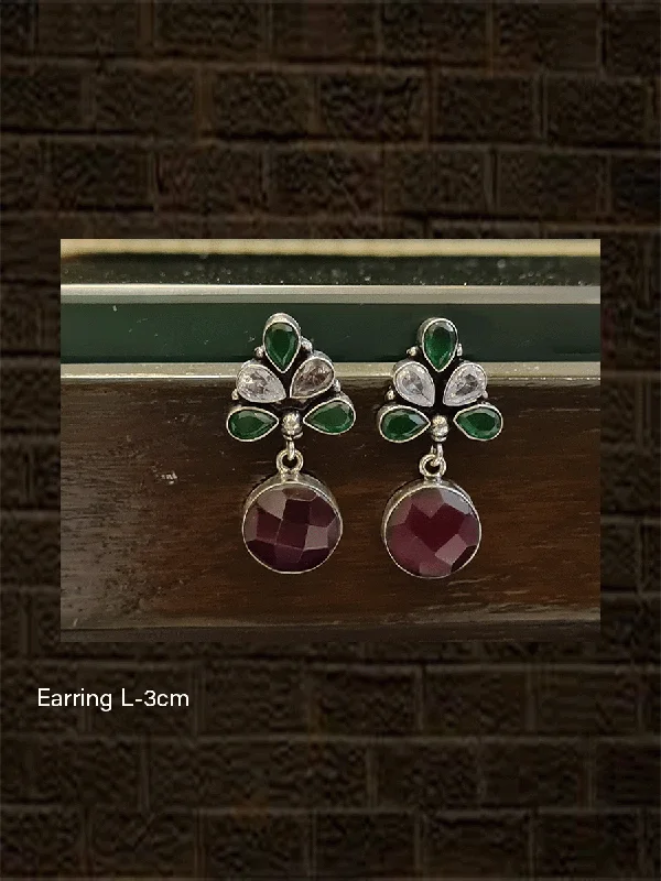 Vintage cut earrings-Round stone drop leaf top design earrings