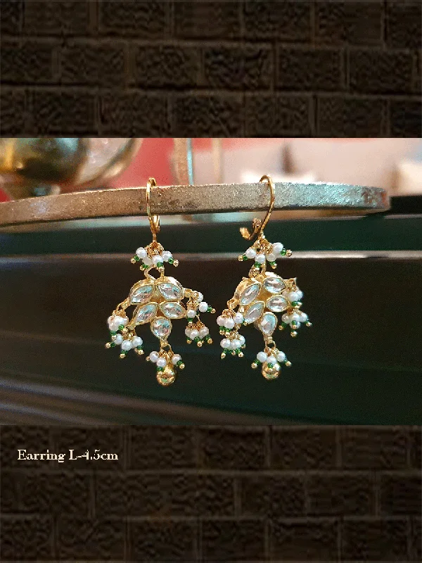 Crimped rim earrings-Small kundan leaf earrings with pearl drops